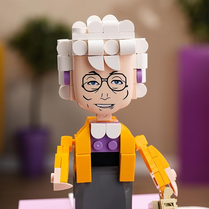 Brickcraft The Golden Girls Building Blocks Set 734 PCS Brick Toy Kit for Ages 8+ Retro TV Show Collectible Figures Model Fun Display Build for Adults & Fans Nostalgic Gift and Xmas Present