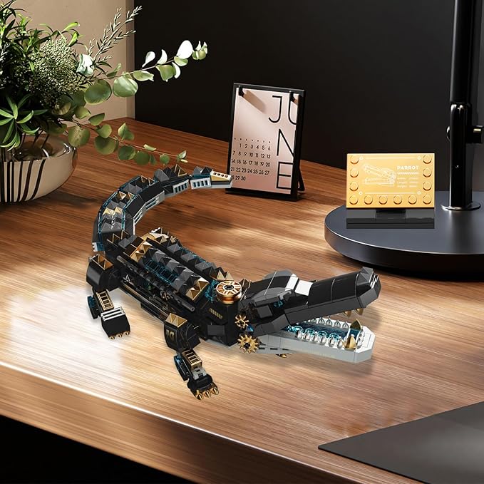 541 Piece Crocodile Building SetsSea Creatures Creative Model Building KitSTEM Dinosaur World Park Building Toy Mechanical Animal Brick SetChristmas Birthday Gifts for BoysTeens Adults