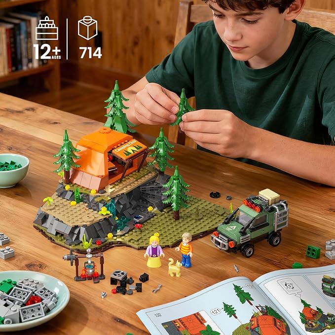 Mountain Camping Building Blocks Set - 677PCS Outdoor Adventure Scene Construction Toy with Tent Camping Car & Campfire Desktop Decoration for Kids & Adults Creative Gift for Camping Lovers