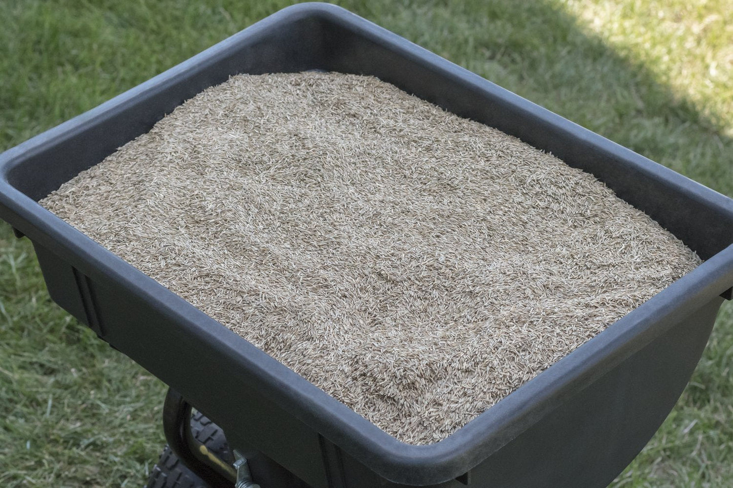 Agri-Fab Inc 45-0532 Pro Push Spreader Spreaer, 85-lb. Capacity, Black