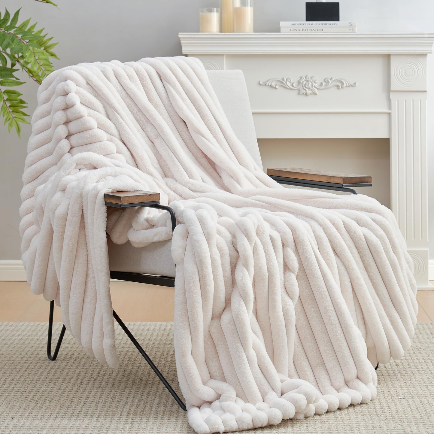 Amélie Home Faux Fur Throw Blanket for Couch, Cozy Fuzzy Fluffy Fur Luxurious Soft Striped Plush Gift Blankets for Family Sofa Chair Bedroom, 55"x70", Ivory