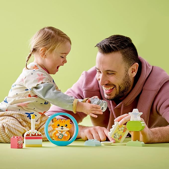 LEGO DUPLO My First Puppy & Kitten with Sounds 10977 Pet Animal Toys for Toddlers 1 .5-3 Years Old Early Development Set with Large Bricks