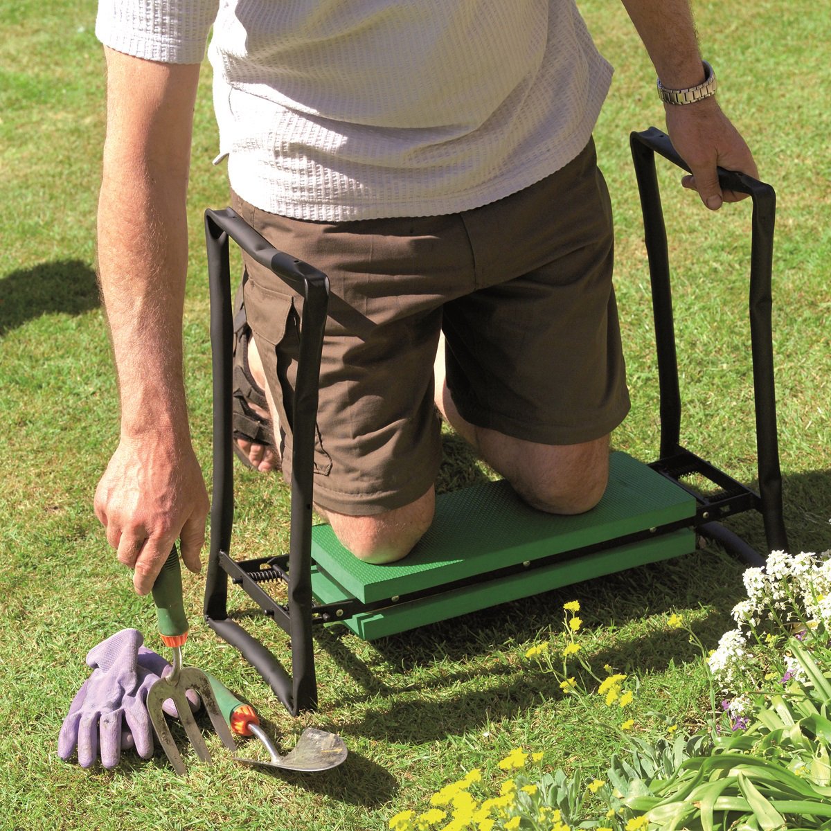 Gardman R616 Fold Away Garden Kneeler and Seat, 22" Long x 11" Wide x 19" High, Green