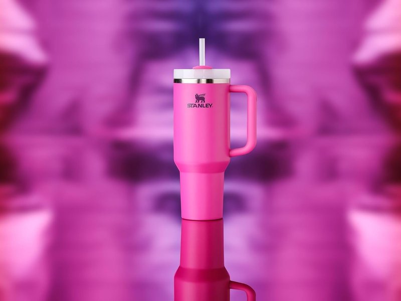 STANLEY Quencher H2.0 Tumbler with Handle and Straw 30 oz | Flowstate 3-Position Lid | Cup Holder Compatible for Travel | Insulated Stainless Steel Cup | BPA-Free | Fuchsia