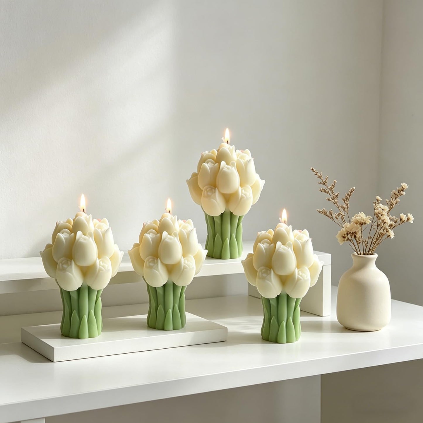 Scented Candles Set for Women Mom,4 Pack Aromatic Tulip Bouquet-Shaped Candle Ornament for Home, Soy Candles for Living Room and Bedroom, Birthday Bridesmaid Gift Valentines Day Candle -Vanilla Flavor