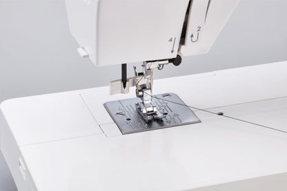 Janome 1522BL Mechanical Sewing Machine - Aesthetic Black Sewing Machine for Beginners, 22 Built in Stitches, 1 Step Buttonhole, Heavy Duty Metal Frame, Built in Needle Threader for Easy Use