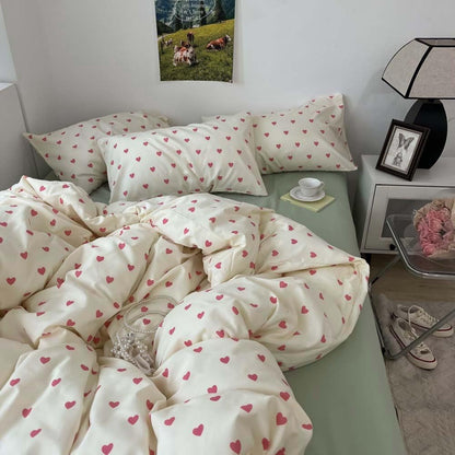 Nayoroom Heart Duvet Cover Queen Size Kawaii Pink Heart Printed on Cream White Bedding Set 3Pcs Kids Girls Cute Heart-Shaped Pattern Comforter Cover with Zipper Closure Soft Breathable Microfiber