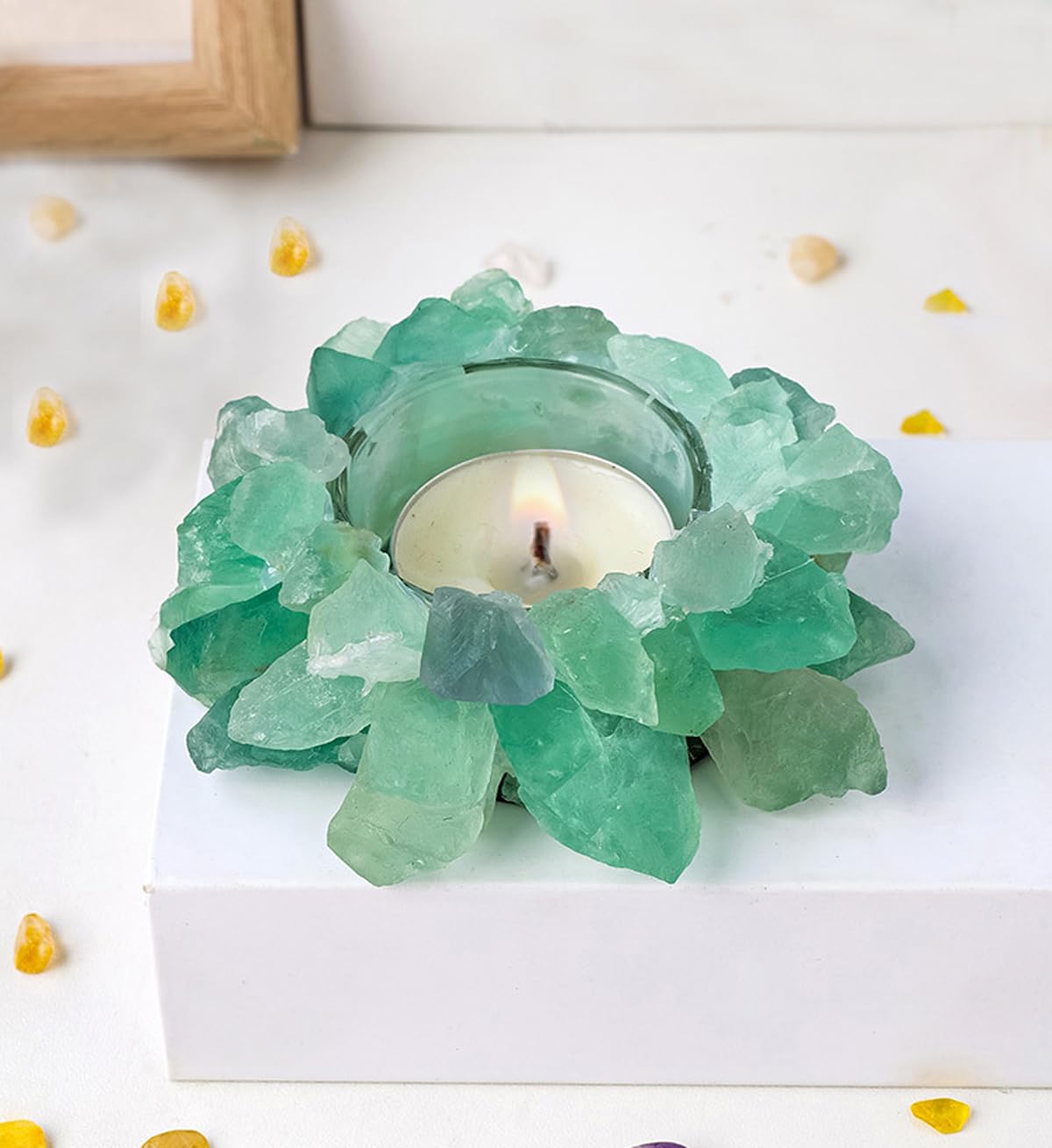 Natural Green Fluorite Crystals, Raw Crystal Tealight Candle Holder Crystal Stone Candle Stand High Energy Geode Votive with Healing Effects (Not Included Candle)