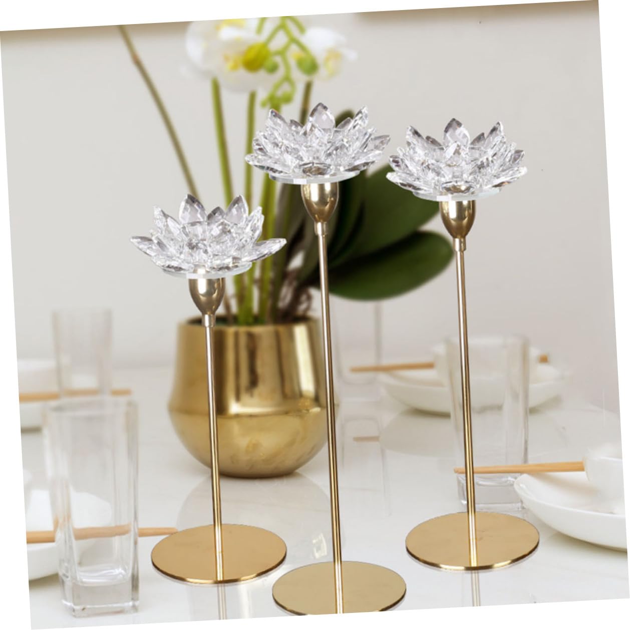 Beavorty Crystal Lotus Metal Candlestick Holder Small Gold Wedding Candle Stand Decorative Dining Room Candle Stick Holder
