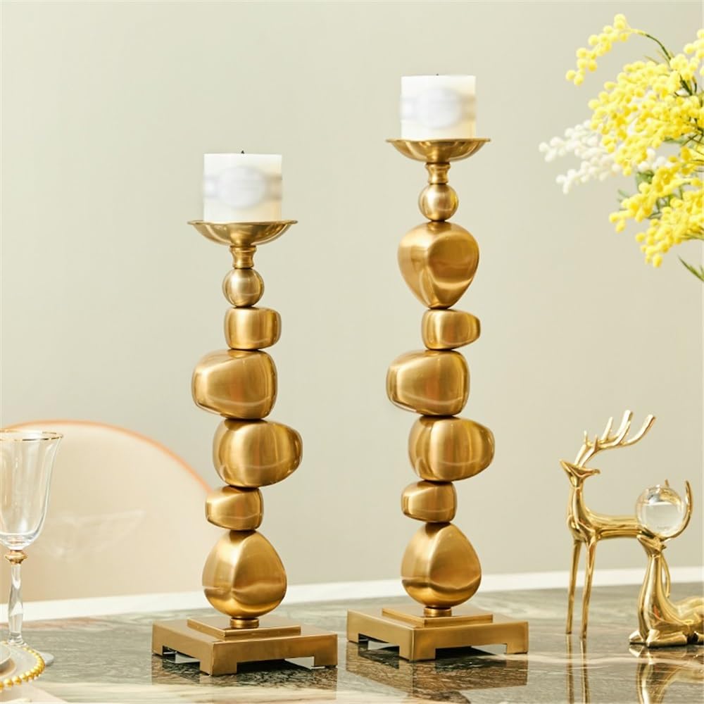 Candlestick Holders Retro Aromatherapy Candle Holder Modern Light Luxury Decorative Ornaments Alloy Candlestick Candle Holders(Small)