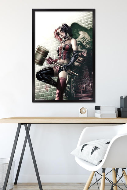 Trends International DC Comics - Harley Quinn - Wall Wall Poster, 22.375" x 34", Black Framed Version