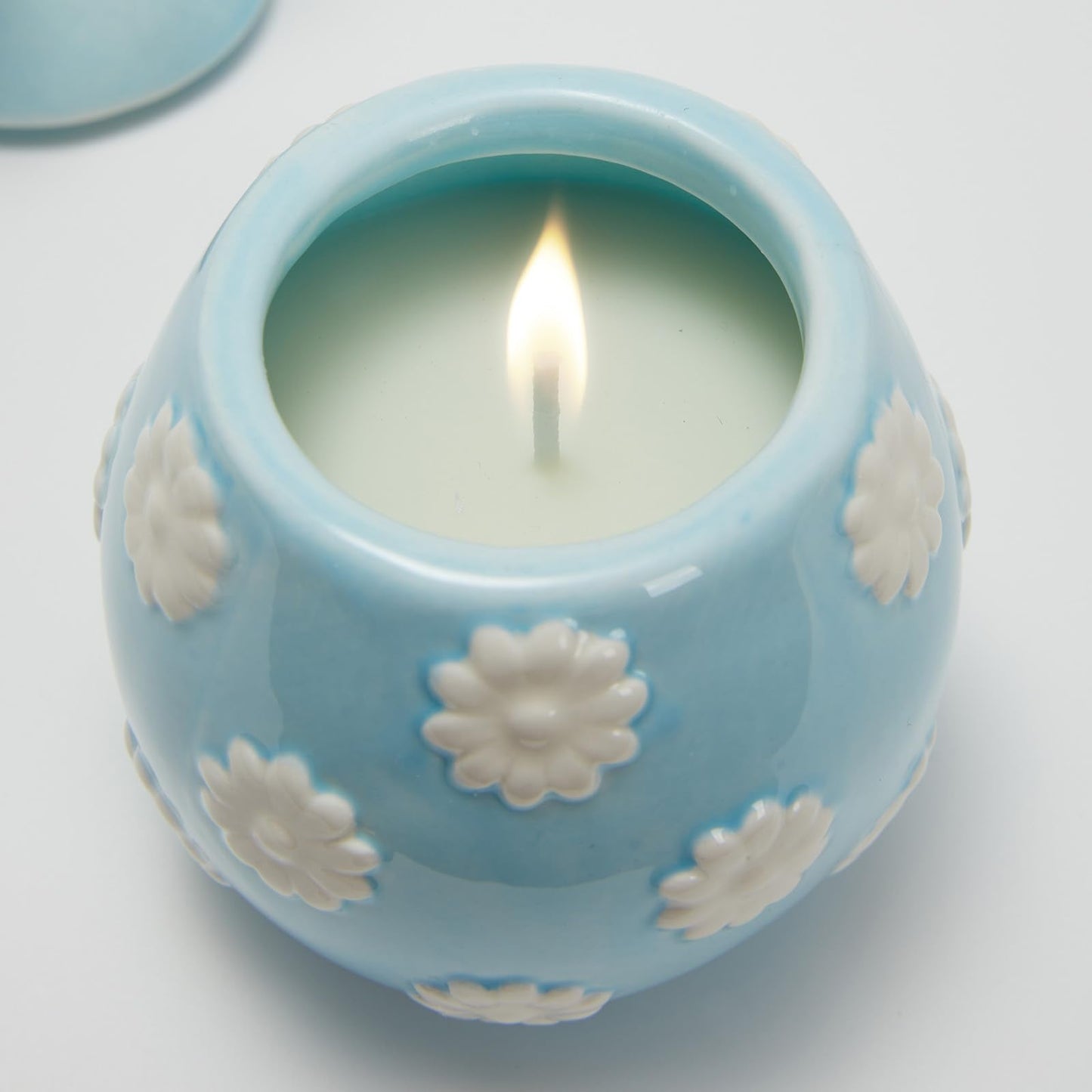 WDS WONDROUS 2-Pack Easter Bunny & Bow Ceramic Jar Candles, Egg Shaped Soy Wax Scented Candles with Daisy and Striped Design, Spring Home Decor Gift Set for Women, Blue Farmhouse Table Centerpiece