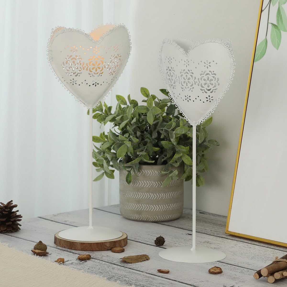 Metal Heart Shaped Candle Holder - White Heart Candlestick Candle Organizer - Iron Candlestick Lantern for Wedding Party Valentine Day Candlelight Dinner Tabletop Decoration - 2PCS