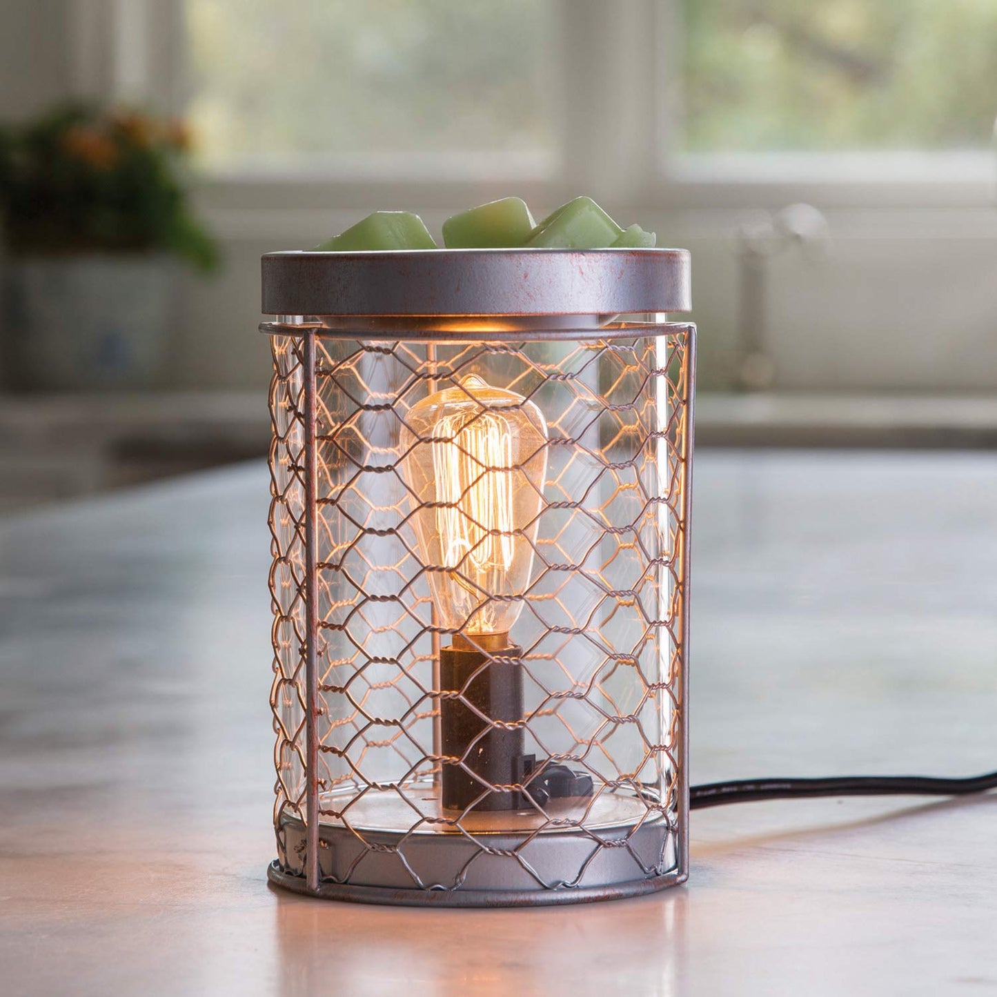 Candle Warmers Etc. Vintage Bulb Illumination Fragrance Warmer- Light-Up Warmer for Warming Scented Candle Wax Melts and Tarts to Freshen Room, Chicken Wire Silver
