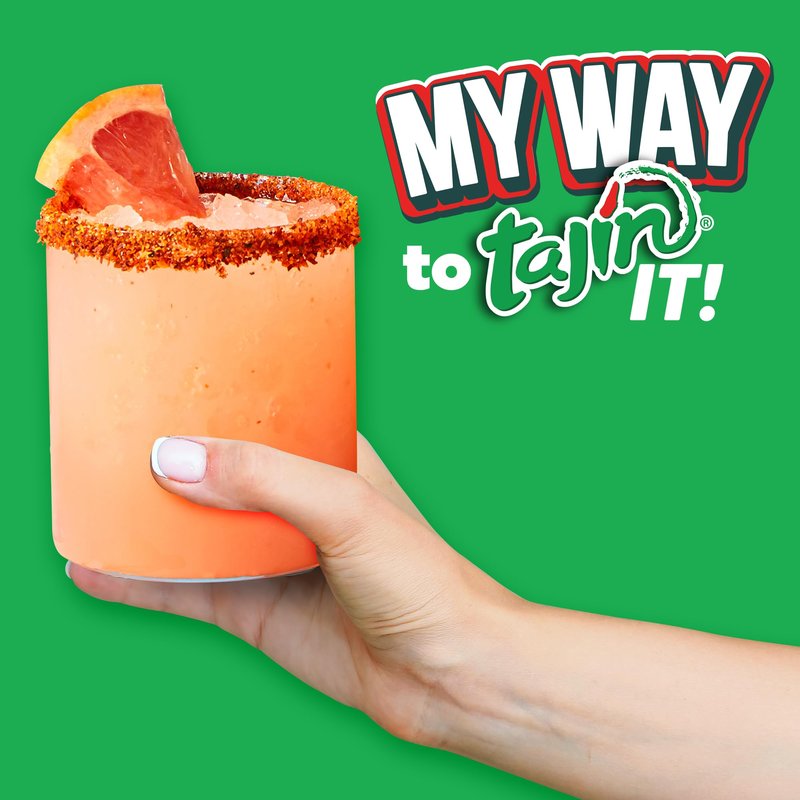 Tajin Clásico Rimmer, Mexican Chili Lime Spice Blend for Margaritas, Micheladas, Cheladas, Palomas, Bloody Marys, Beer, and Cocktails, Zesty Flavor Enhancer, 4.23 oz (Pack of 1)