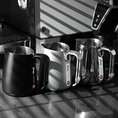 Bincoo Espresso Milk Frothing Pitcher Stainless Steel 20oz/600ML Coffee Milk Frother Cup-Milk Frothing Pitcher with Measurement Lines,Ergonomic Handle for Latte Art & Cappuccin(Steel)