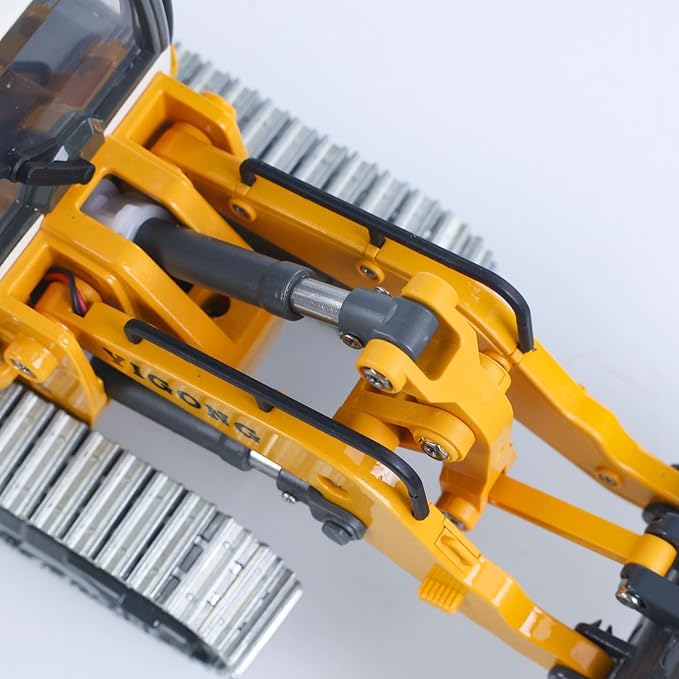 1:50 RC Electric Lifting Tracked Loader Lr636 2.4G Construction Vehicle Metal Bucket Tracks Ripper RTR Model Light Sound Battery Hobby Grade Model for Adult Hobby