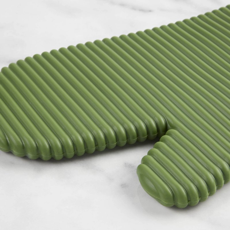 KITCHENAID Ribbed Soft Silicone Oven Mitt 2-Pack Set, 7.5"x13", Matcha