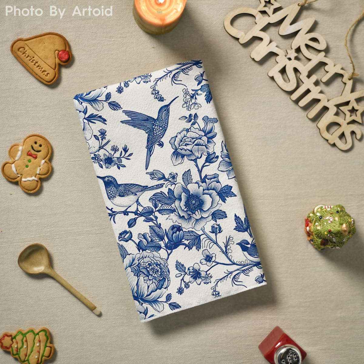 Artoid Mode Blue Hummingbird Flowers Kitchen Towels Dish Towels, 18x26 Inch Farmhouse Royal Blue Porcelain Decoration Hand Towels Set of 2