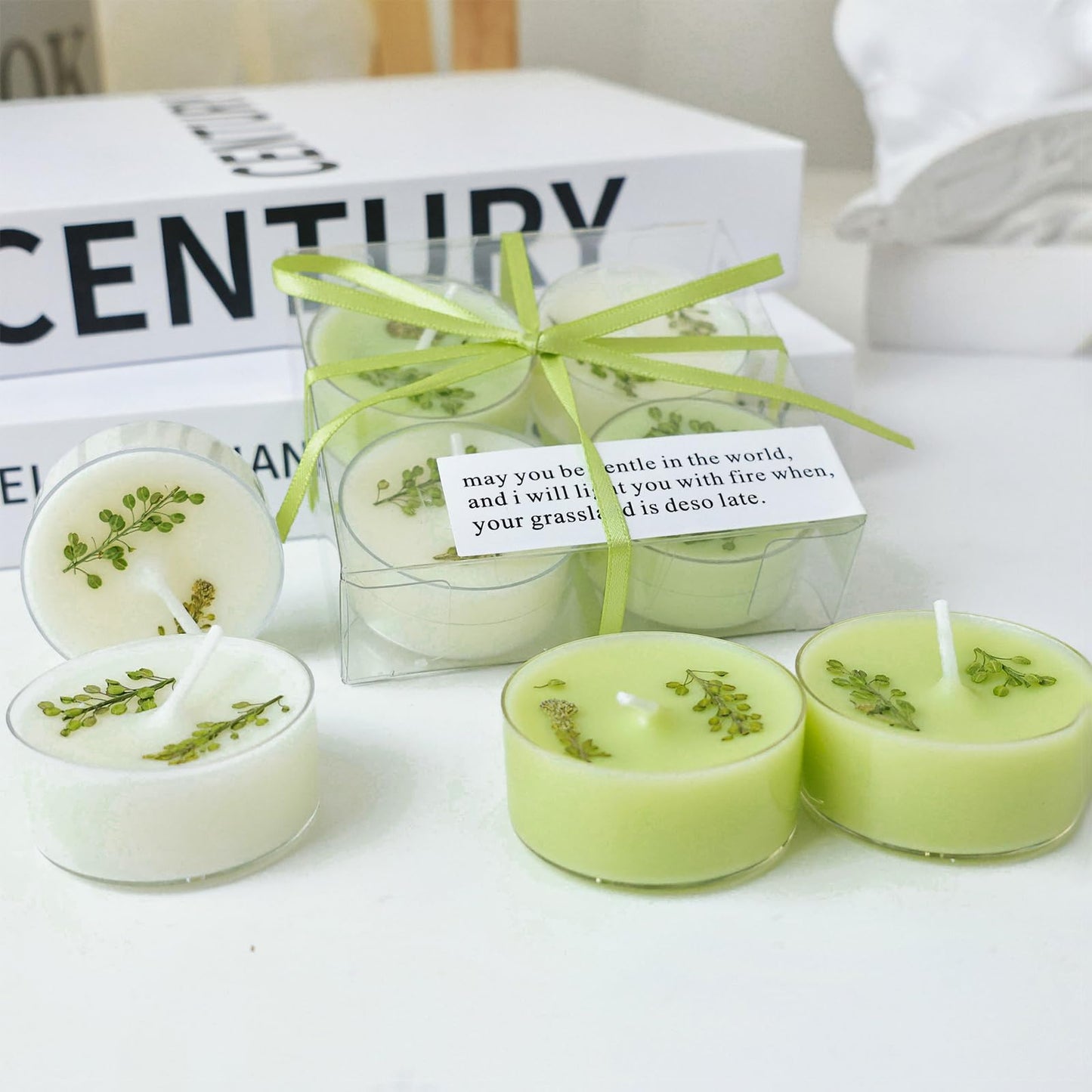 English Pear & Freesia Scented Tea Lights, 4-Pack White & Green Beeswax Soy Wax Tealight Candles with Dried Flower Decoration, Long-Lasting, Ideal for Relaxation, Spa, and Gifts