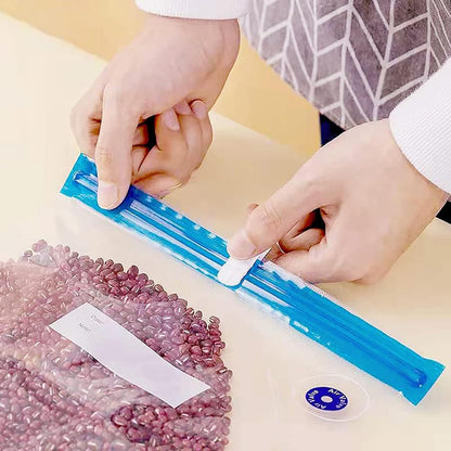 Reusable BPA Free Vacuum Sealer Bags (8.5 * 8.5in), 31 Pcs (24 Pcs Vacuum Zipper Bag & 2 Seal Clips & 5 Air Valves), Plastic, Clear, Double Zipper Seal, Microwaveable, Food Storage, Cooking