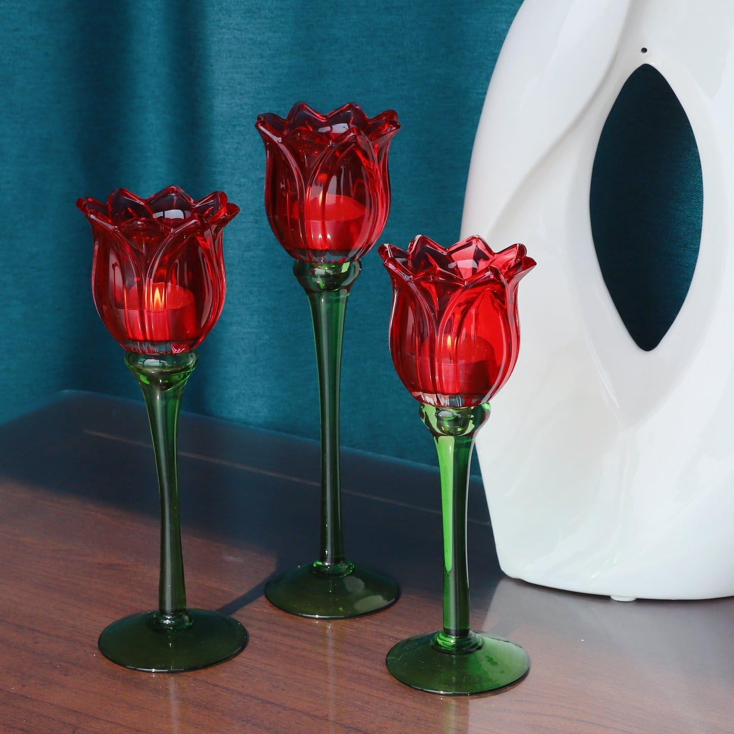 VOHO Red Tulips Candle Holders Gifts for Anniversary, Red Tealight Candle Holder for Christmas Holiday Valentines Decorations, Tulip Tea Light Candle Holders Glass Decor for Romance Tabletop(Set of3)
