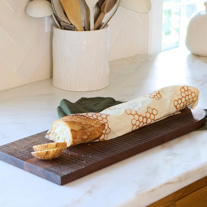 Bee's Wrap Beeswax Wraps for Bread - 2 Pack Beeswax Bread Wrap for Sourdough & Bread Storage - Plastic Free Made in USA Reusable Natural Food Wrap - & Honeycomb