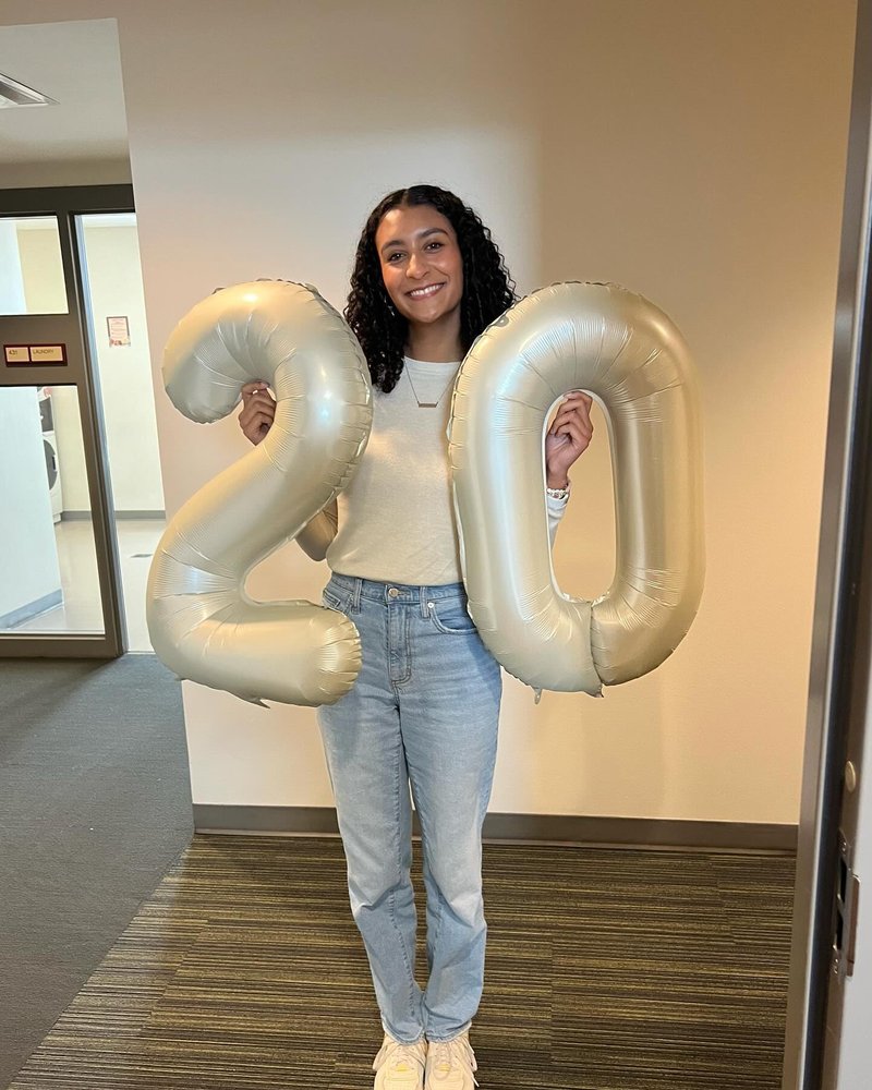 Cream Number 18 Balloon 40 inch, 18 Number Balloons, 18th Cream Birthday Decorations, 18 Year Old Girls Boys White Party Supplies