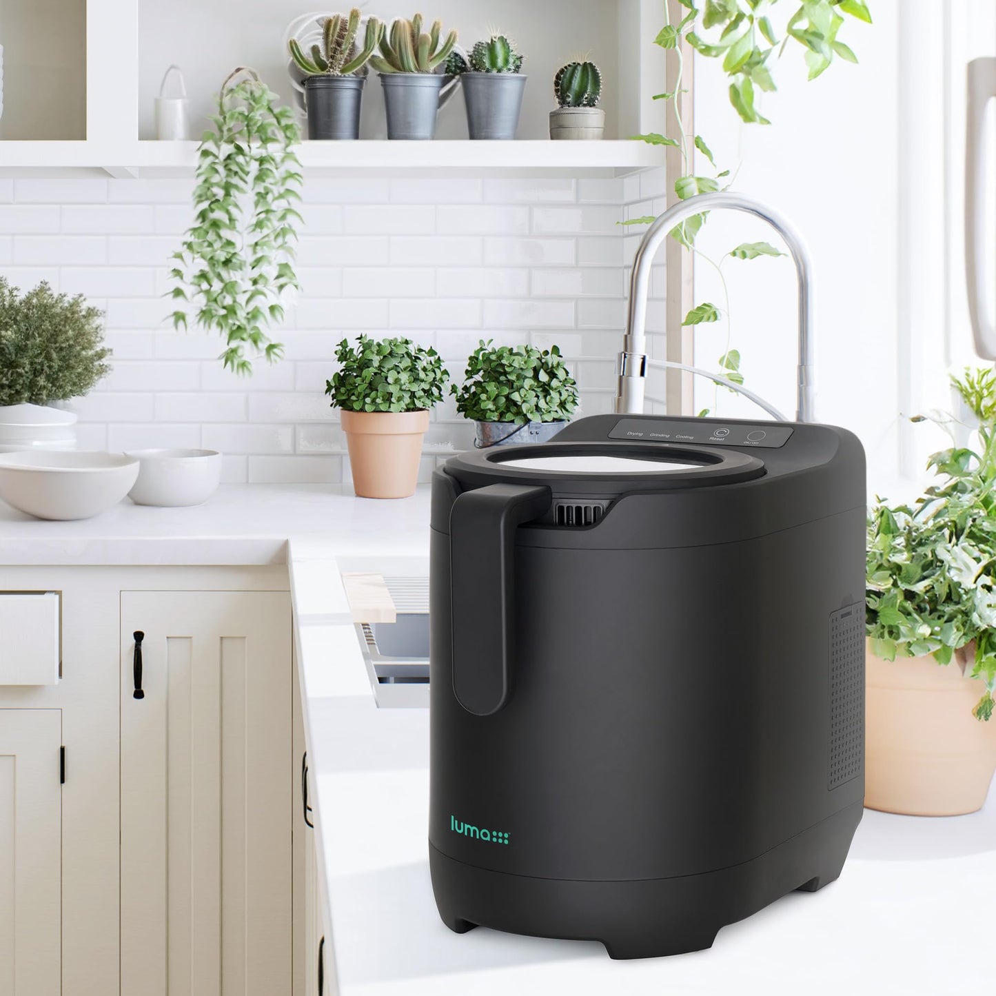 Luma® by Newair Electric Composter for Kitchen | 2.5L Odorless Kitchen Composter | Dishwasher Safe Indoor Compost Machine | 90% Volume Reduction in 3-6 Hours