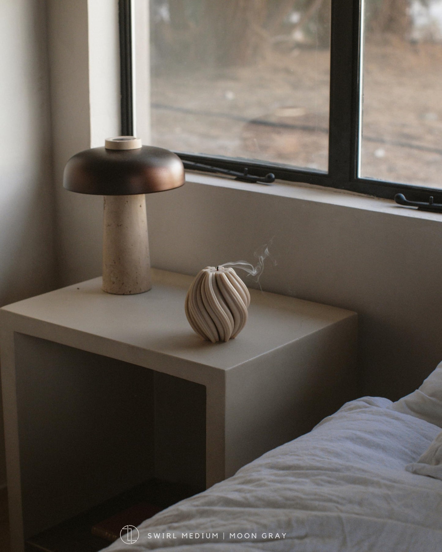 LAWA Swirl Candle - Beautiful Handmade Pillar Soy Wax Twirl Elegant Bubble Aesthetic Candle Housewarming Gift Home Room Shelf Decor Idea Spiral (White, Small)