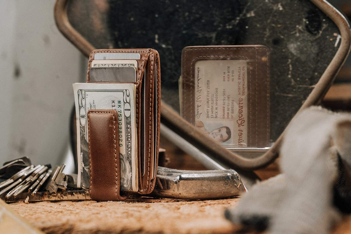 House of Jack Co. Carryall Slim Money Clip Wallet for Men, Strong Magnetic Clip, Front Pocket Wallet Card Holder, Full Grain Cowhide Leather,Tan