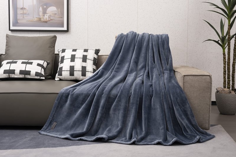 Mellowdy Extra Thick Hearty Plush Flannel Blanket (Burnt Orange, 60x80) - 500GSM Twin Size Warm Blanket for Winter, Fall | Soft, Fluffy, Cuddly, Perfect for Bed, Oversized Throw for Couch, Sofa