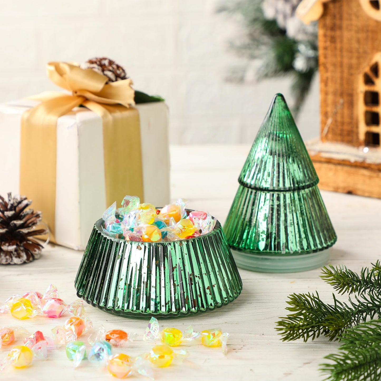 Vesici 3 Pcs 10 oz Christmas Tree Glass Candle Jars Mercury Glass Tree Decorative Xmas Empty Containers Bulk Refillable Storage for Christmas Holiday Candle Making Tea Biscuits Party Favors(Green)