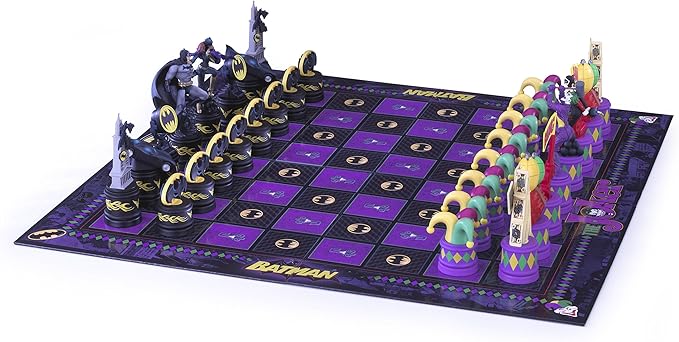 The Noble Collection The Batman Chess Set (The Dark Knight vs The Joker)