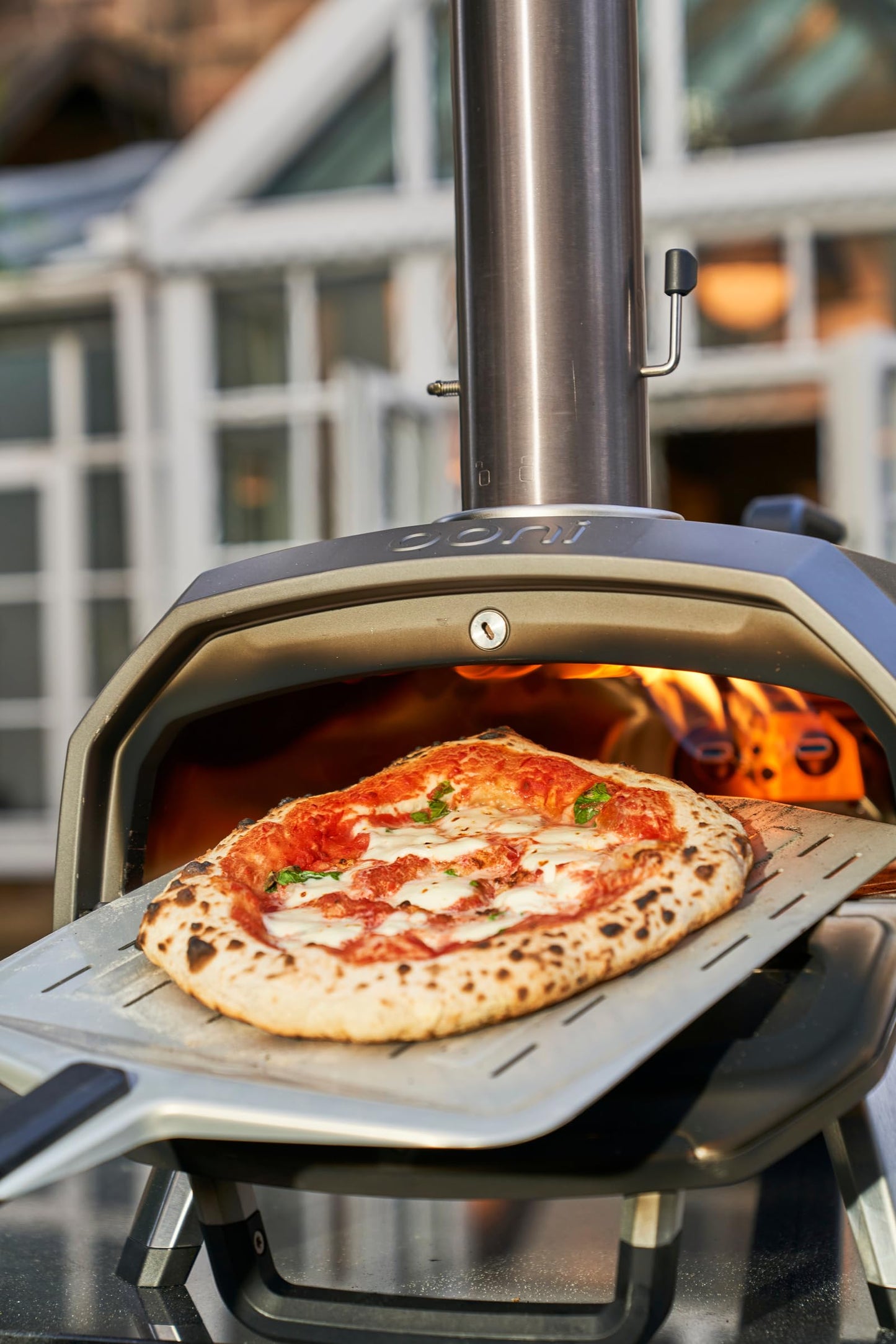 Ooni Karu 12/2/12G Gas Burner - 28mbar Propane Gas Burner For Ooni - Includes Gas Regulator and Hose, Pizza Oven Gas Burner Attachment, Gas Converter, Pizza Oven Accessories