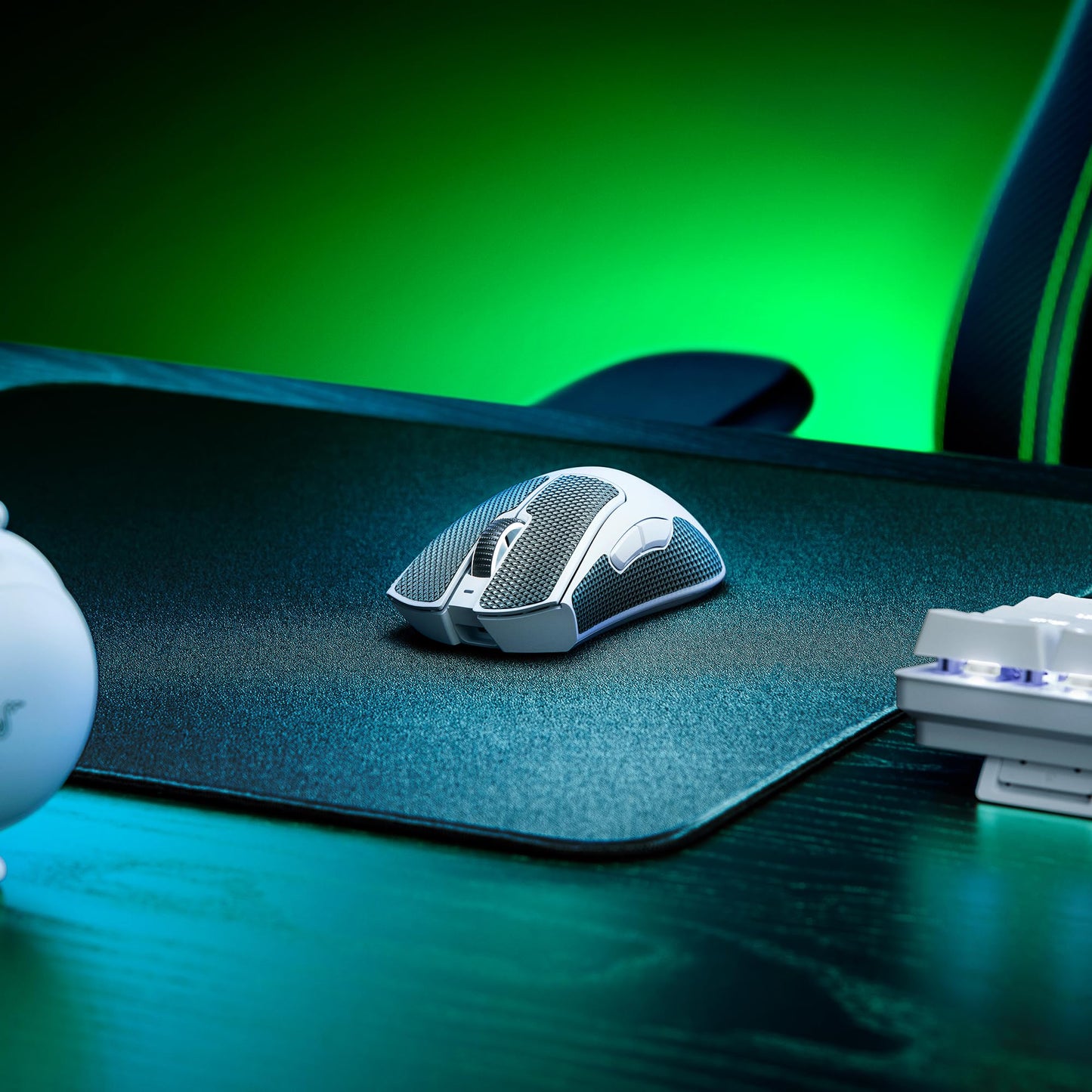 Razer DeathAdder V3 Pro Wireless Gaming Mouse: 64g Lightweight Ergonomic - 30K DPI Optical Sensor - Gen-3 Optical Switches - 8 Programmable Controls - Up to 90 Hr Battery - White