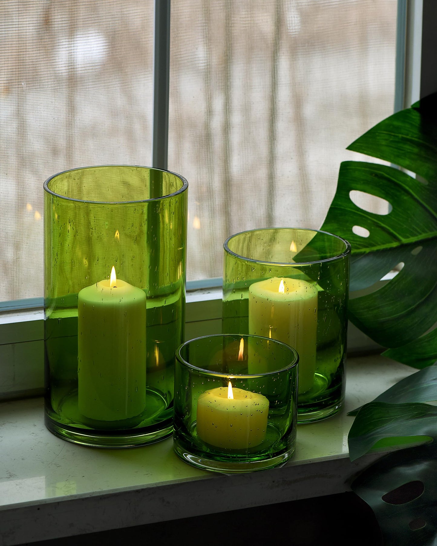 ARIAMOTION Hurricane Candle Holders Set of 3, Spring Green Glass with Seeded Bubbles, Pillar Candle Holders, Cylinder Vase Centerpieces 10" 7" 4" Height