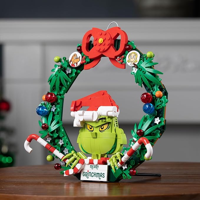 Brickcraft Grinch Wreath Brick Building Blocks Kit 523 PCS Christmas Holiday Décor Fun Hanging Display &amp DIY Decoration Perfect for Kids Teens &amp Adults Festive Grinchmas Collectible Xmas