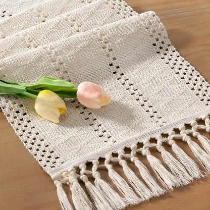 Socomi Boho Table Runner Macrame Long Summer Farmhouse Woven Cotton Linen Rustic Coffee Table Runner with Tassels for Dresser Scarf Home Decor Dining Room 12x108 inch Beige