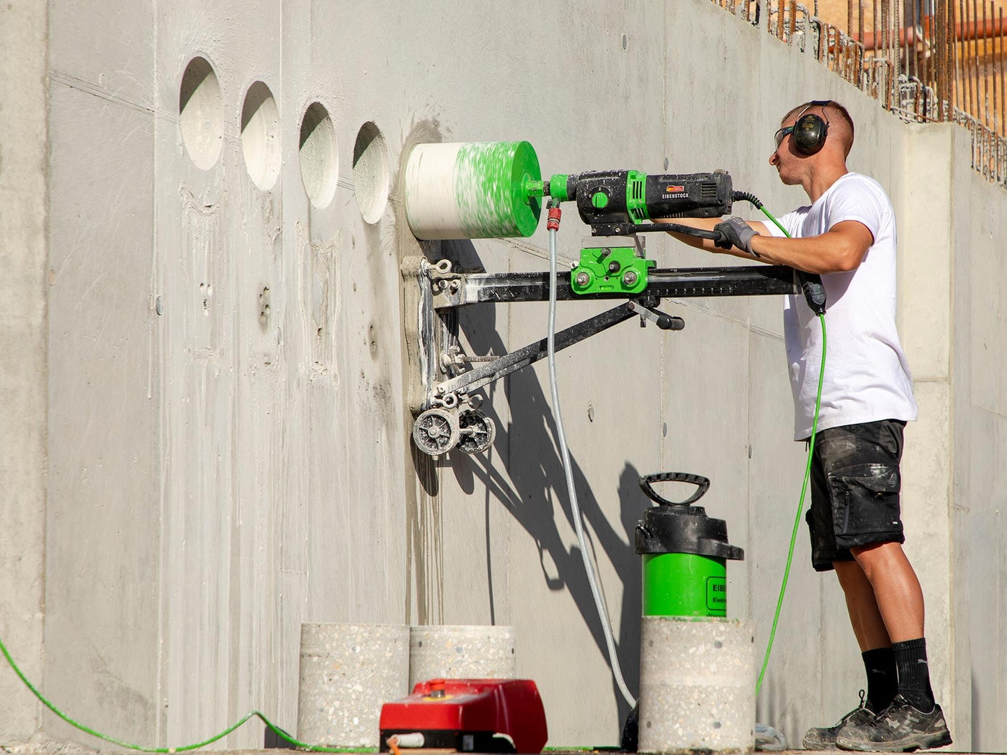 CS Unitec | EBM 352/3 PSA | Diamond Wet Core Drill Motor with Anchor Stand for Reinforced Concrete. High Torque, 20 Amp, Drilling Capacity up to 14” Diameter (with Spacer) – Made in Germany