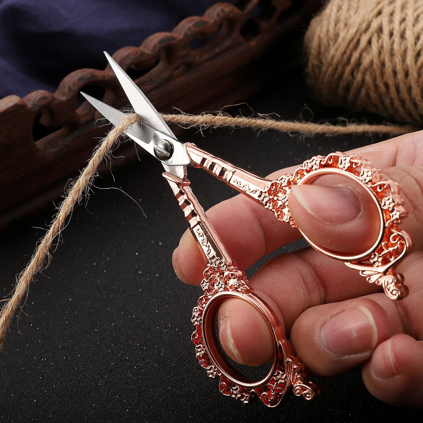 HITOPTY Sewing Scissors Embroidery Scissors, 4.5in Rose Gold Crochet Scissor with Sheath for Craft Cross Stitch Needlework Artwork Thread Yarn Cutting
