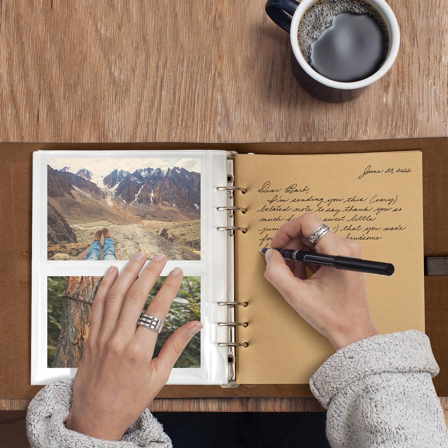 Photo Album 4x6 200 Photos, Genuine Leather Photo Albums with Writing Space with 30 Writing Paper, Travel Family Wedding Kids Graduation Ultrasound Baby Picture Album Scrapbook Photo Album（Flowers）
