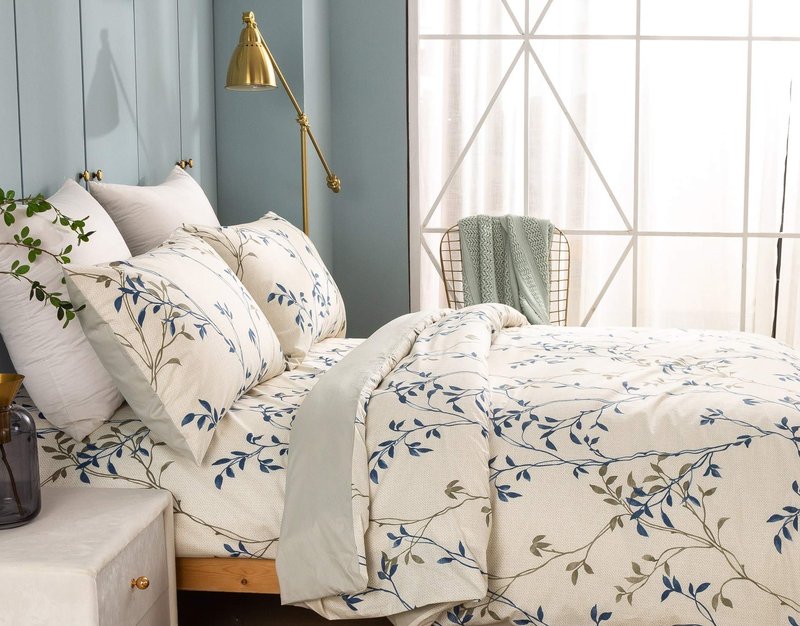 Tache Elegant Leaf Vine Nature Earthy Floral Neutral Cream Beige Tan Blue Breathable Poplin Cotton Zipper Duvet Cover, California King
