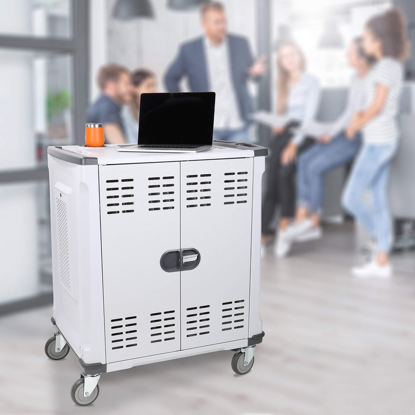 Pearington - MN142VS Premium Fully Assembled Heavy-Duty Smart Charge 42 Device Mobile Storage Cart w/3 External Outlets, 4 Point High Security, Up to 15.6" Screen Size, 3 Pull-Out Shelves