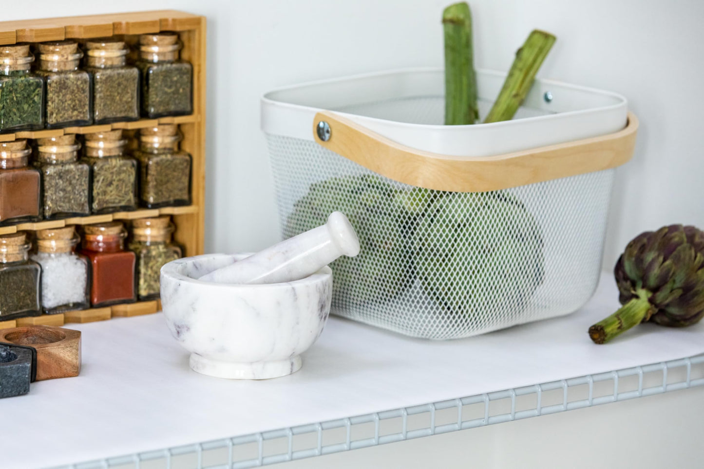EasyLiner with Clorox Solid Grip Shelf Liner - Shelf Liners for Kitchen Cabinets Non-Adhesive - for Closet, Pantry, Wire Shelves - 20 in x 6 ft, 6 Rolls, White
