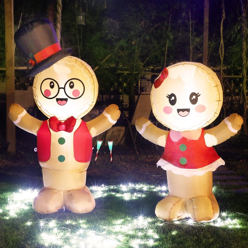 Joliyoou Christmas Inflatable Decoration, 5FT Set of 2 Blowup Welcome Gingerbread Man Couple, Adorable Xmas Inflatable Ginger Bread Man for Winter Holiday Garden Yard Lawn Outdoor Indoor Decor