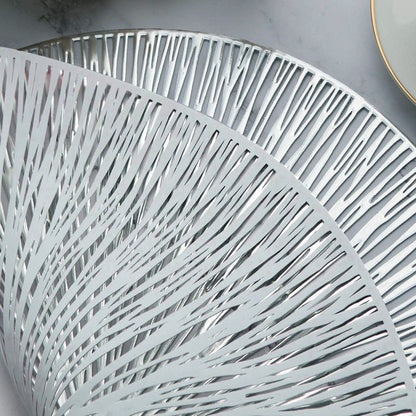 Evevda Placemats for Dining Table Set of 6 Round Hollow Out Table Mats Pressed Metallic Vinyl Plastic Place Mats Table Decoration for Holiday Wedding Accent Centerpiece(Silver Radial Circle)