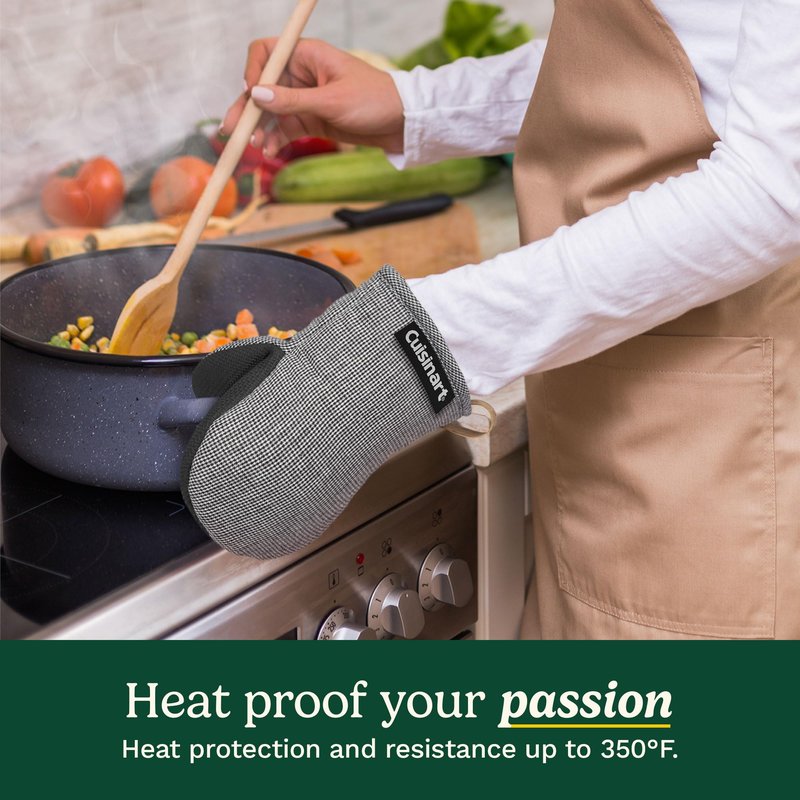 Cuisinart Heritage Mini Oven Mitts – 5.5” x 7” Heat-Resistant Kitchen Mitts for Oven with Non-Slip Neoprene Palm, Cotton Filling, and Faux Leather Loop – Durable Oven Mitt Set for Cooking & Baking