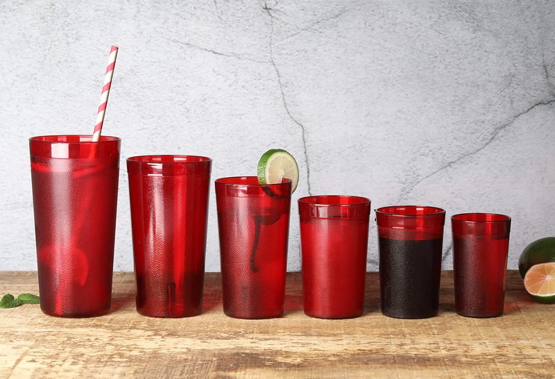 New Star Foodservice Restaurant-Grade Polycarbonate Beverage Tumblers, 20 oz, Red, Set of 12
