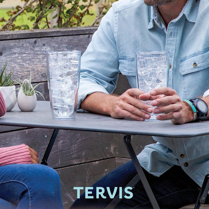 Tervis Shamrock Made in USA Double Walled Insulated Tumbler Travel Cup Keeps Drinks Cold & Hot, 24oz, Classic